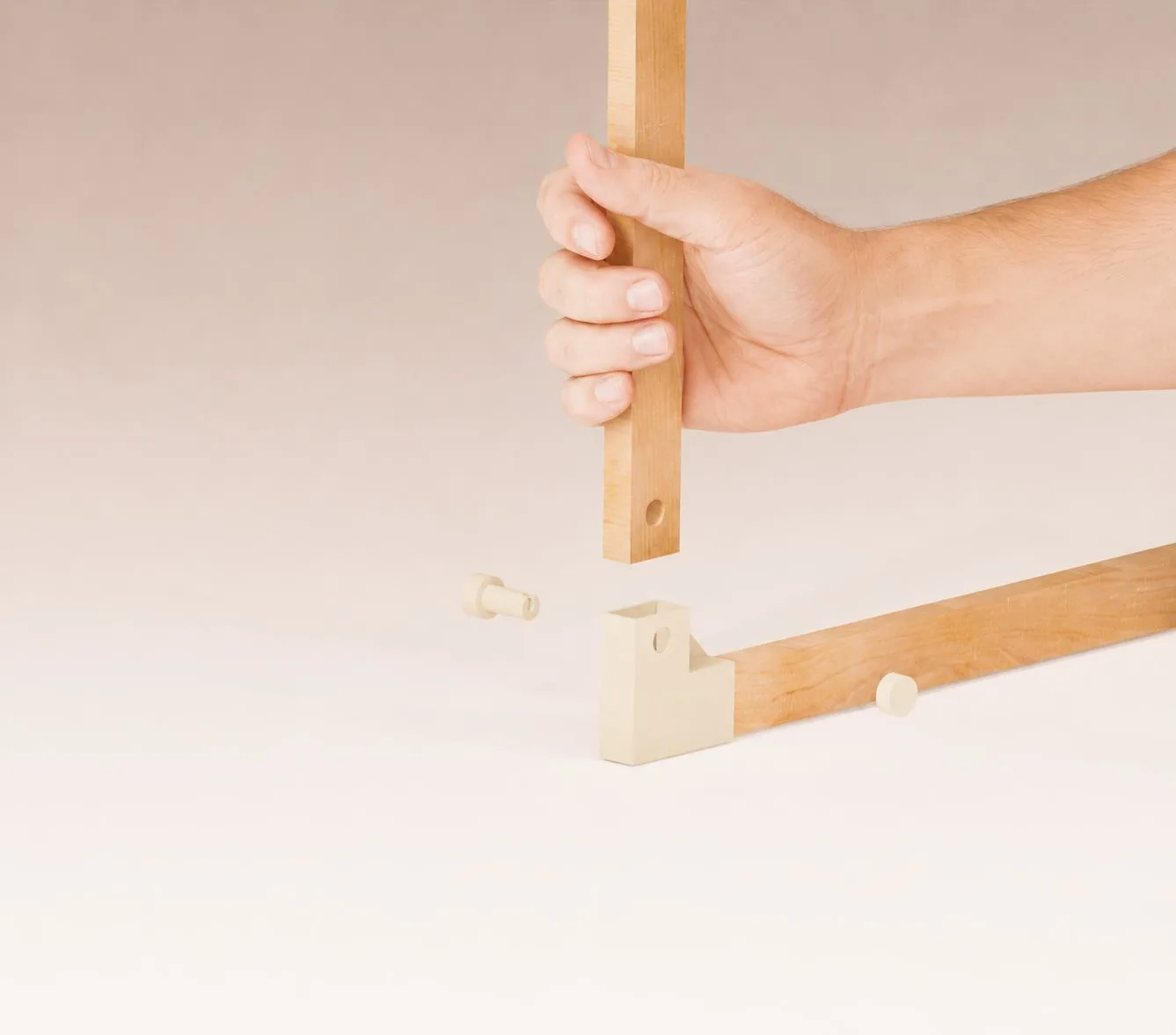 Morpho — a leg being fitted into a corner by hand